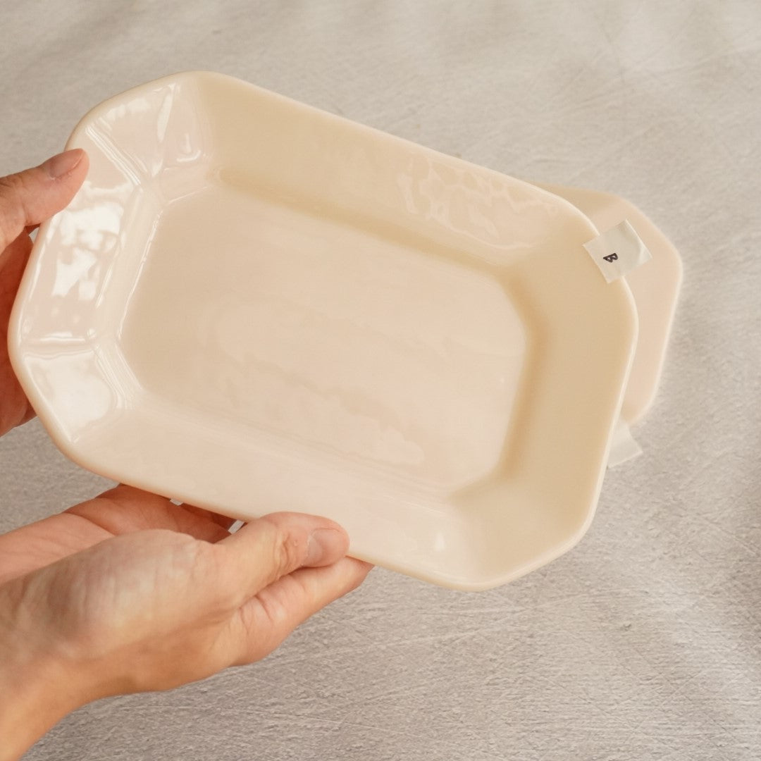 天気雨】隅切皿 – クラシコサエル