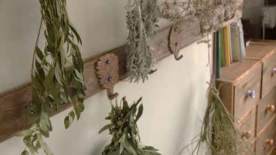 古材を使ってフックボードを作る<span class="blog_title_sub">〜無垢のパイン材リメイクで楽しむ簡単DIY術〜</span>