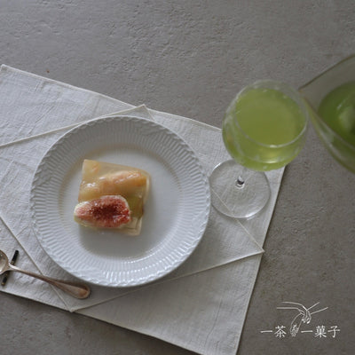 桃の水出し緑茶とイチジクのテリーヌ