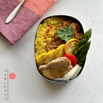 梅雨でも気分は晴れやかに。「キーマカレーと旬の野菜弁当」