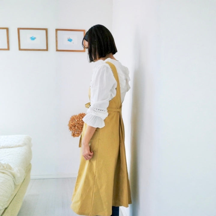 カシコ エプロンプリーツスカート A90E4BA2-E525-4547-9D4D-