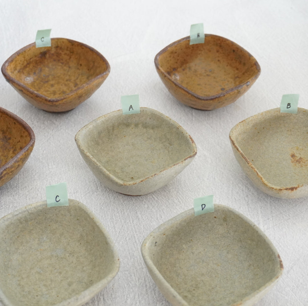 叶谷 真一郎】角鉢(小)灰粉引 – クラシコサエル