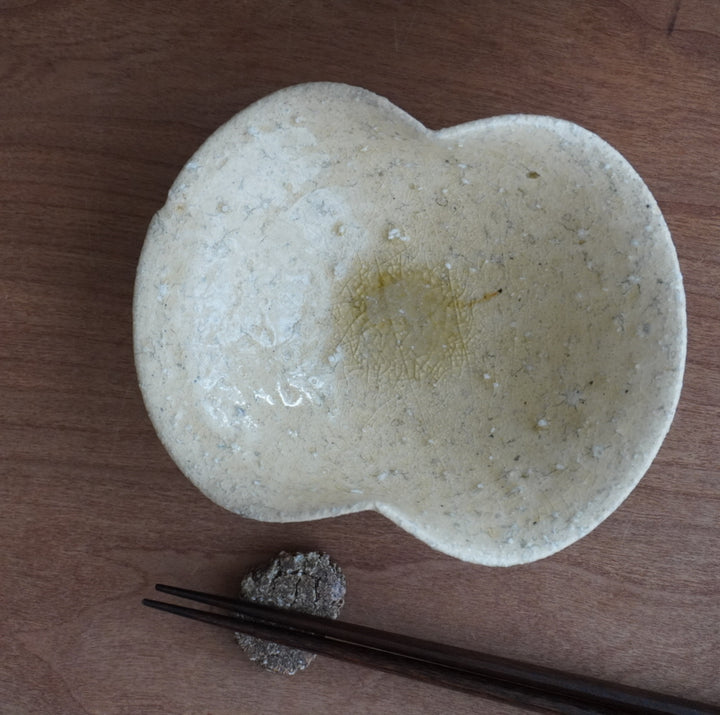 安達 健】黄灰釉 五寸鉢 二弁 – クラシコサエル