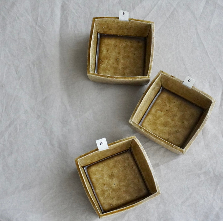 安達 健】茶灰釉 角鉢 – クラシコサエル