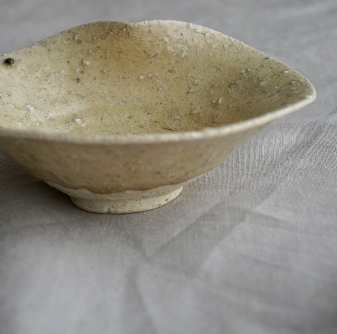 安達 健】黄灰釉 五寸鉢 一弁 – クラシコサエル