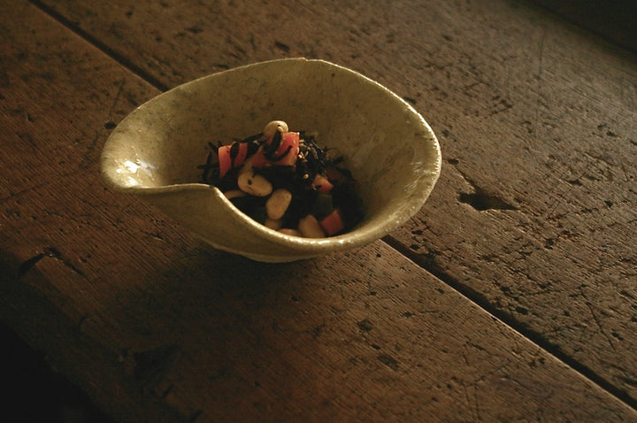 【新品未使用】【入手困難】安達健　茶灰釉　舟形鉢　2点セット 短期出品：安達健 茶灰釉 舟形鉢 舟形皿 釉薬 灰釉 長皿 角皿 - メルカリ