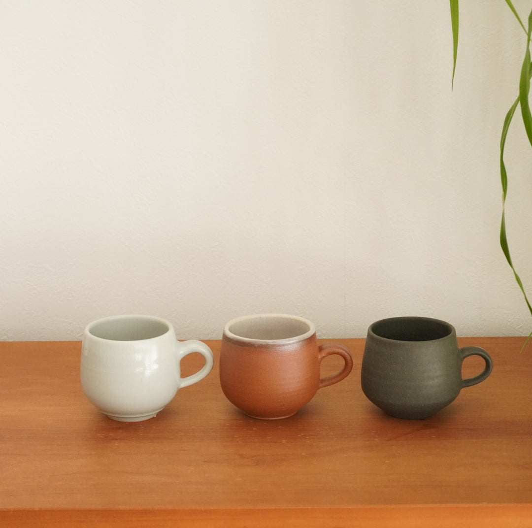 久川 創】灰釉コーヒーカップ – クラシコサエル